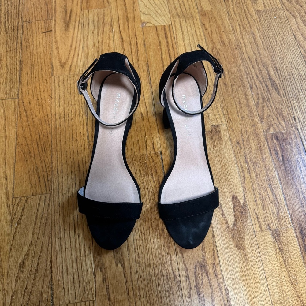 Madden Girl Bella Black Heels - Picture 2 of 6